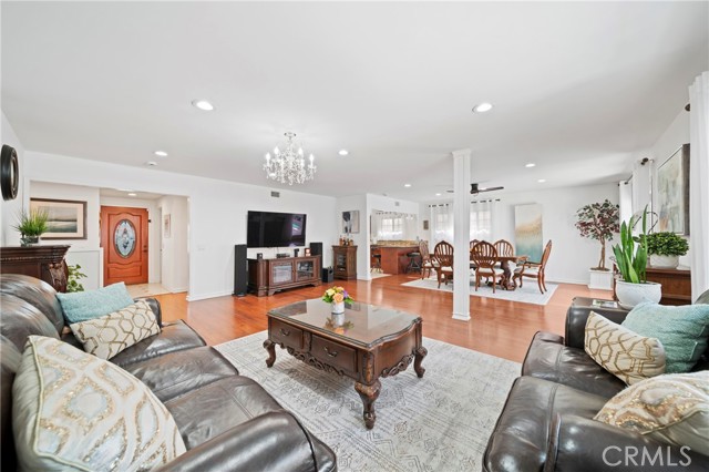 2415 Casa Grande Street, Pasadena CA: https://media.crmls.org/medias/a45bf021-98ed-45ff-a1f5-3dd2773fd9b6.jpg