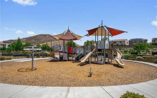 Detail Gallery Image 31 of 36 For 24523 Preston Ct, Lake Elsinore,  CA 92532 - 4 Beds | 3 Baths