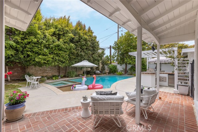 Detail Gallery Image 33 of 70 For 4225 Myrtle Ave, Long Beach,  CA 90807 - 5 Beds | 3/1 Baths