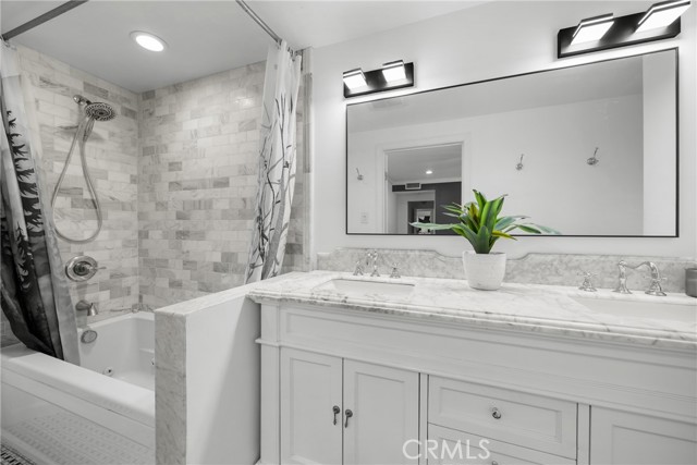5834 Costello Avenue, Van Nuys CA: https://media.crmls.org/medias/a45dd28a-3d7b-4a66-ad44-b27cdae70239.jpg