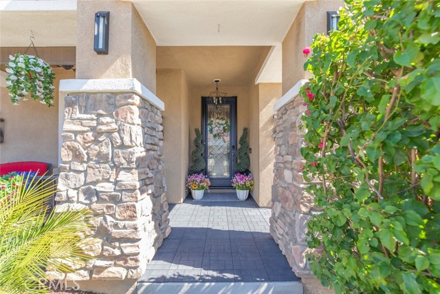 Detail Gallery Image 7 of 72 For 29316 Fenway, Lake Elsinore,  CA 92530 - 5 Beds | 4 Baths