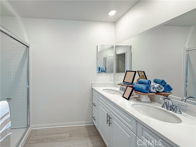 16188 alamo, Chino CA: https://media.crmls.org/medias/a45ed792-7b69-4b83-bee4-a3657204c0fd.jpg