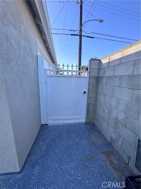 Detail Gallery Image 12 of 12 For 1001 S Eucalyptus Ave, Inglewood,  CA 90301 - 0 Beds | 1 Baths