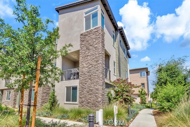 Detail Gallery Image 1 of 35 For 346 Tank, Irvine,  CA 92618 - 4 Beds | 3/1 Baths