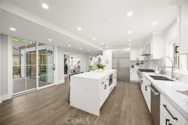 2174 Melville Drive, San Marino CA: https://media.crmls.org/medias/a4614e24-df51-4424-9068-1618cde74faf.jpg