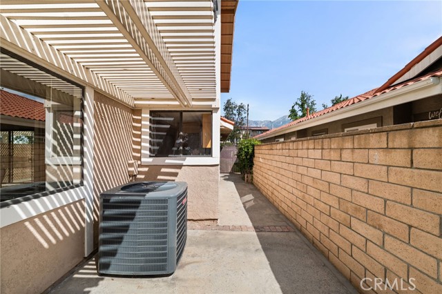 Detail Gallery Image 31 of 52 For 1244 Winged Foot, Upland,  CA 91786 - 3 Beds | 2/1 Baths