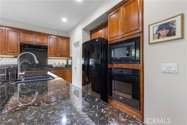 31711 Wintergreen Way, Murrieta CA: https://media.crmls.org/medias/a461b24c-390f-4181-a1e6-62832c288104.jpg