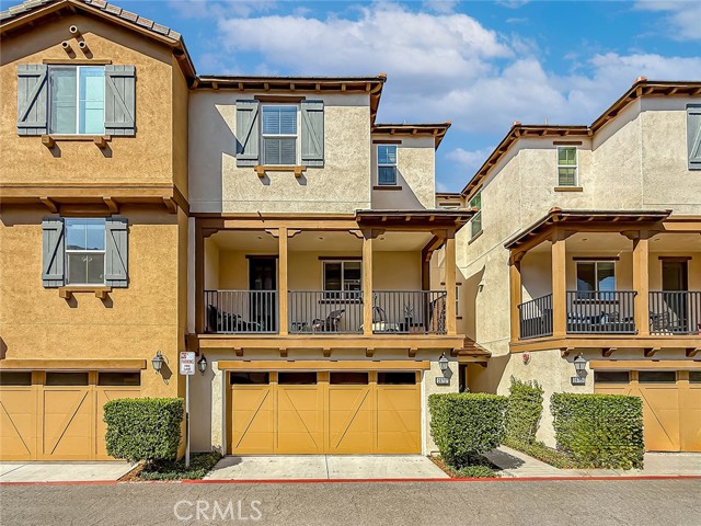 26707 Lexington Lane, Saugus CA: https://media.crmls.org/medias/a461c2da-ef7c-4b9c-a4a9-87b7f4573e78.jpg