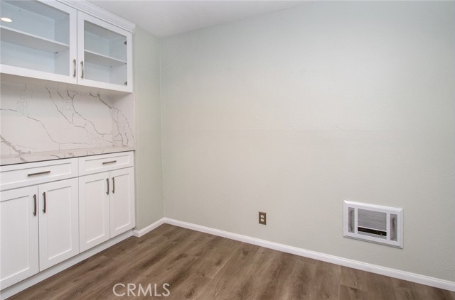 Detail Gallery Image 8 of 27 For 355 S Los Robles Ave #136,  Pasadena,  CA 91101 - 1 Beds | 1 Baths