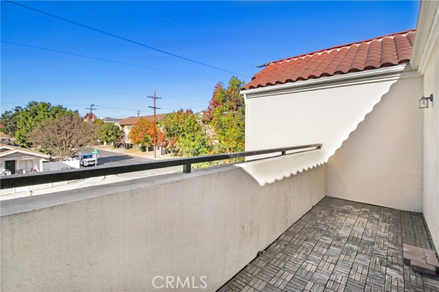 Detail Gallery Image 15 of 15 For 300 E Providencia Ave #202,  Burbank,  CA 91502 - 2 Beds | 2 Baths