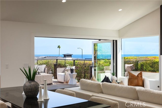 23262 Ellice Circle, Dana Point CA: https://media.crmls.org/medias/a463c631-cbdf-4d8f-b759-8cad56864b05.jpg