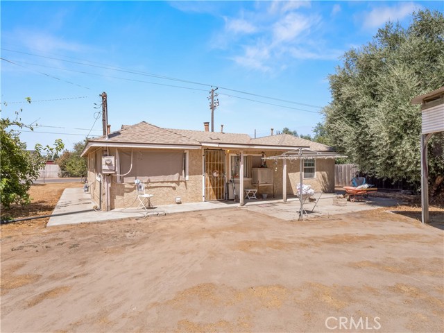 Detail Gallery Image 1 of 1 For 1760 N Blythe Ave, Fresno,  CA 93722 - 3 Beds | 1 Baths