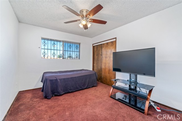 Detail Gallery Image 21 of 26 For 565 S Joyce Ave, Rialto,  CA 92376 - 3 Beds | 2 Baths