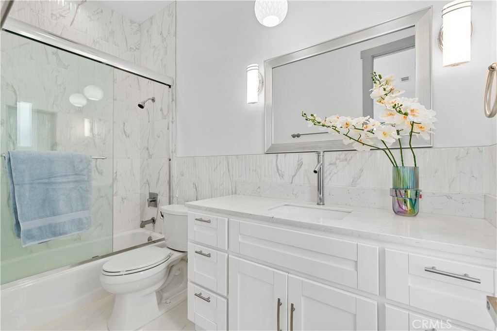 A465104f 46fc 4dc3 B050 43fd01200d43