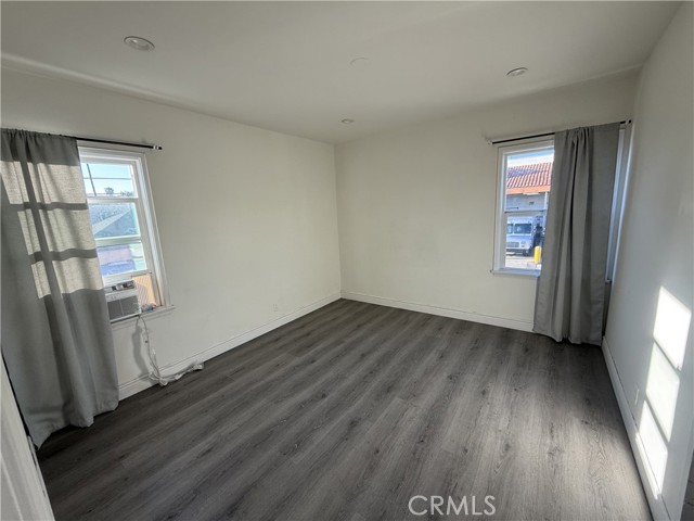 Detail Gallery Image 6 of 10 For 1415 N Cherokee #12,  Los Angeles,  CA 90028 - 2 Beds | 1 Baths