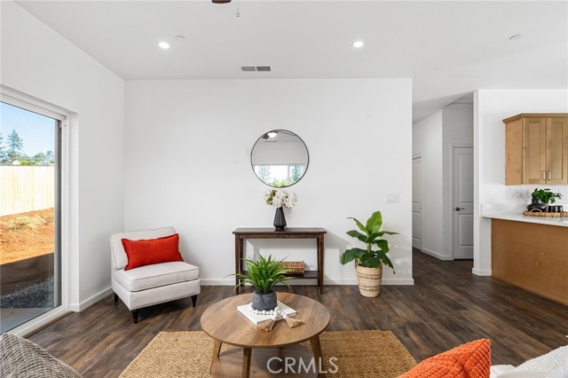 6078 Maxwell, Paradise CA: https://media.crmls.org/medias/a4667b14-ed3d-4bd4-9729-52ebd0969f56.jpg