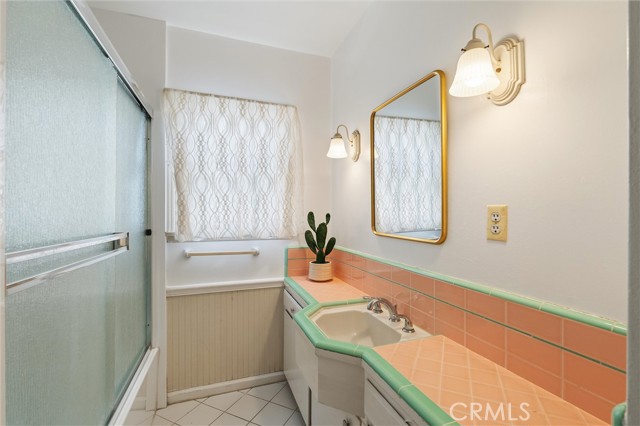 Detail Gallery Image 17 of 44 For 3495 Gaviota Ave, Long Beach,  CA 90807 - 4 Beds | 2/1 Baths