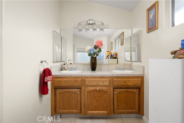 Detail Gallery Image 10 of 25 For 14801 Palm Ave, Bakersfield,  CA 93314 - 4 Beds | 2 Baths