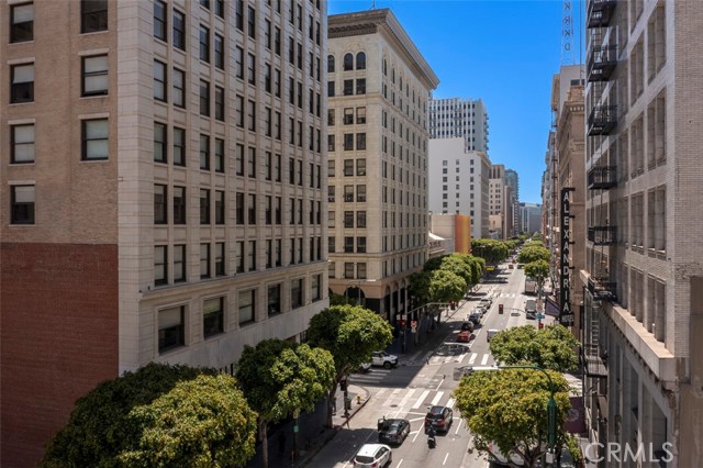 Detail Gallery Image 38 of 44 For 460 S Spring St #1005,  Los Angeles,  CA 90013 - 2 Beds | 2 Baths