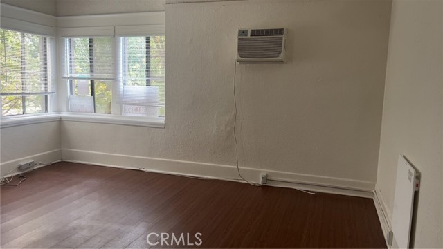 Detail Gallery Image 4 of 9 For 954 N Gibbs St, Pomona,  CA 91767 - 0 Beds | 1 Baths