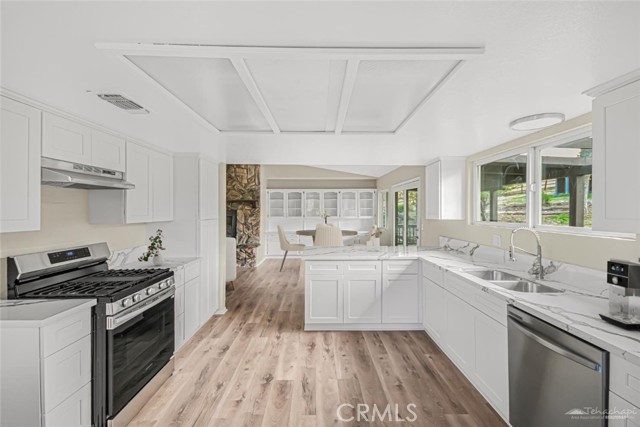 Detail Gallery Image 7 of 34 For 30617 Buckskin, Tehachapi,  CA 93561 - 4 Beds | 3 Baths