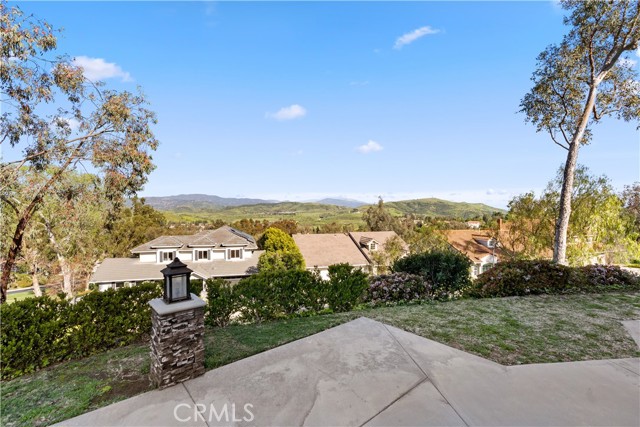 9862 Saint Marys Circle, North Tustin, CA 92705