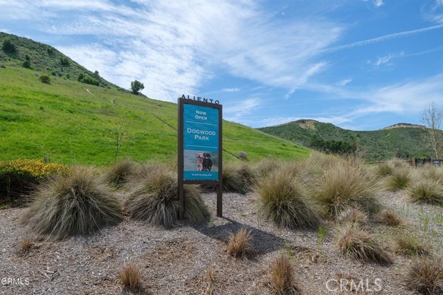 Detail Gallery Image 45 of 66 For 18619 Cedar Crest Dr, Canyon Country,  CA 91387 - 3 Beds | 2/1 Baths