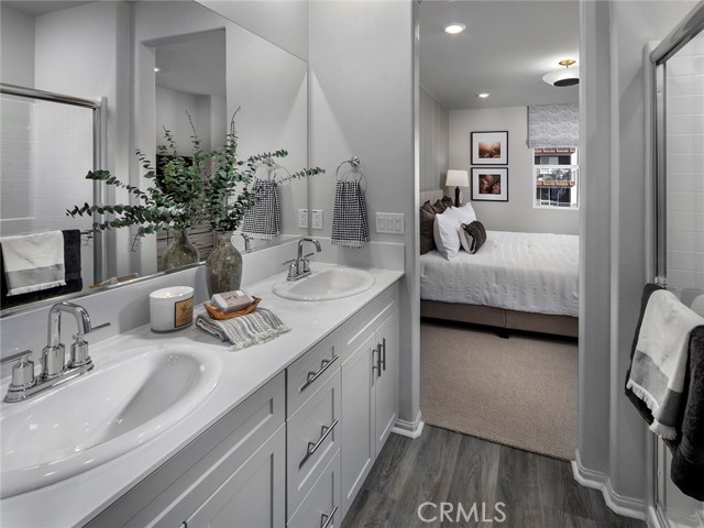 Detail Gallery Image 8 of 14 For 221 Aurora Ln, Pomona,  CA 91767 - 3 Beds | 3 Baths