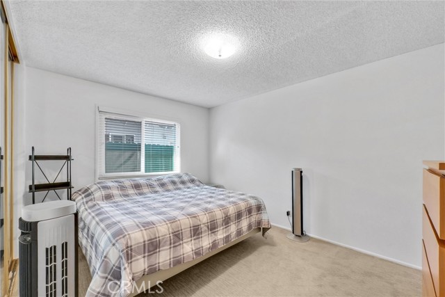 Detail Gallery Image 18 of 35 For 16572 Patricia Ln, Huntington Beach,  CA 92647 - 4 Beds | 2 Baths