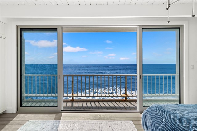 Detail Gallery Image 31 of 67 For 11770 Pacific Coast #N,  Malibu,  CA 90265 - 3 Beds | 3/1 Baths