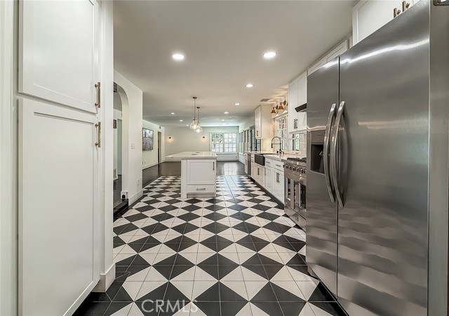 3301 Blue Ridge Court, Thousand Oaks CA: https://media.crmls.org/medias/a46c391f-5848-450a-a934-d7fab1919021.jpg