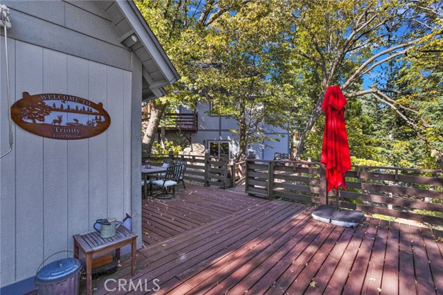 915 Trinity, Lake Arrowhead, CA 92352
