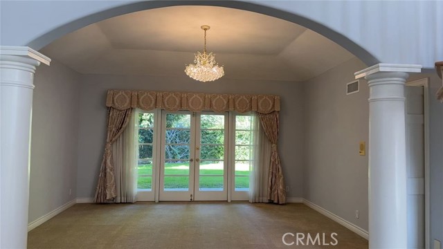 Detail Gallery Image 6 of 47 For 11 E Rodell Pl, Arcadia,  CA 91006 - 5 Beds | 4/1 Baths