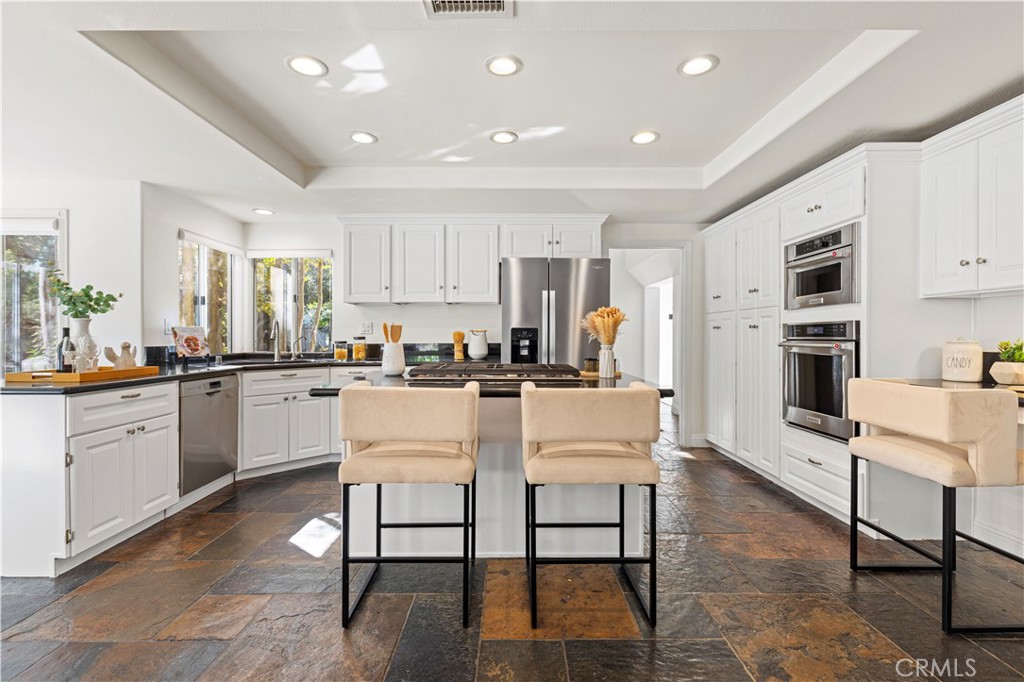 MLS #OC25257954 image #11