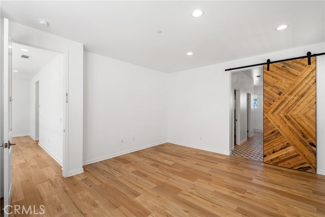 Detail Gallery Image 30 of 45 For 947 Aurora Ln, Costa Mesa,  CA 92626 - 3 Beds | 2/1 Baths