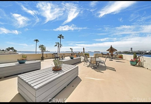 Detail Gallery Image 4 of 5 For 1174 E Ocean Bld #7,  Long Beach,  CA 90802 - 2 Beds | 1 Baths