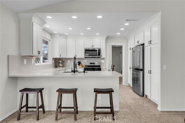 18150 Granite Avenue, Riverside CA: https://media.crmls.org/medias/a4708778-7552-47d1-9bcf-9c3ec3c2d8b6.jpg