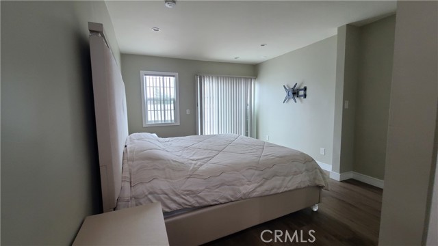 Detail Gallery Image 7 of 21 For 2431 N Lamer St, Burbank,  CA 91504 - 3 Beds | 2 Baths