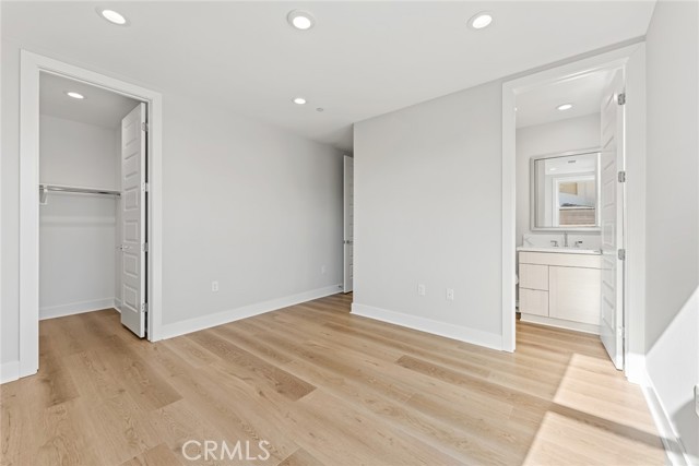 Detail Gallery Image 37 of 56 For 209 Stage, Irvine,  CA 92618 - 5 Beds | 5 Baths