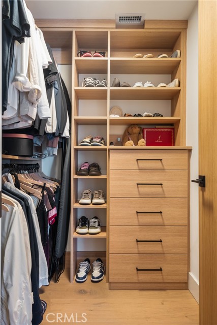 Detail Gallery Image 21 of 64 For 521 1/2 Iris Ave, Corona Del Mar,  CA 92625 - 2 Beds | 2/1 Baths