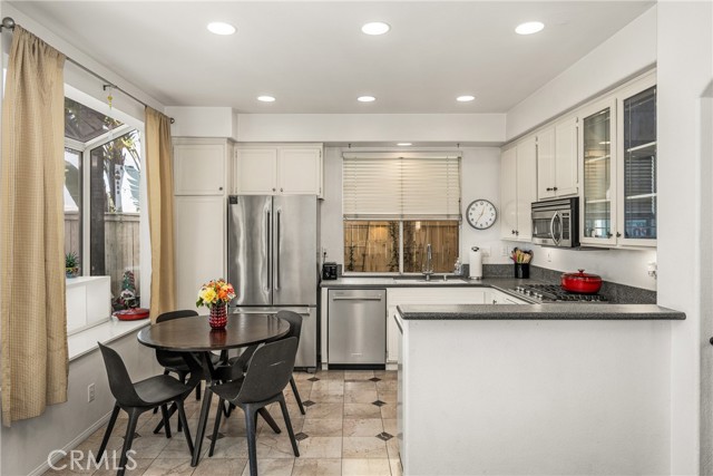 Detail Gallery Image 19 of 64 For 993 S Dylan Way, Anaheim Hills,  CA 92808 - 3 Beds | 2/1 Baths