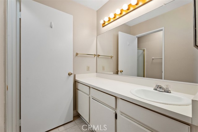 Detail Gallery Image 23 of 32 For 193 Tarocco, Irvine,  CA 92618 - 2 Beds | 2 Baths