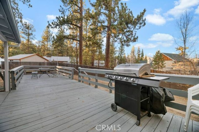 Detail Gallery Image 17 of 18 For 697 Chipmunk Ln, Big Bear Lake,  CA 92315 - 3 Beds | 2 Baths
