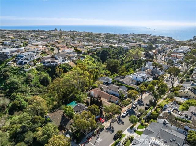 Detail Gallery Image 34 of 34 For 724 Poppy Ave, Corona Del Mar,  CA 92625 - 2 Beds | 1 Baths