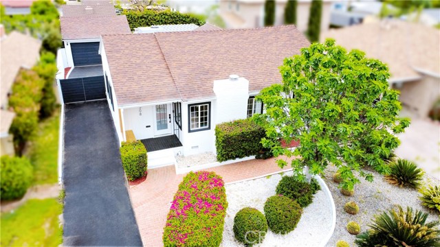 6508 Blewett Avenue, Lake Balboa CA: https://media.crmls.org/medias/a475e911-8b92-481f-9a1f-0c868a3c6ea6.jpg