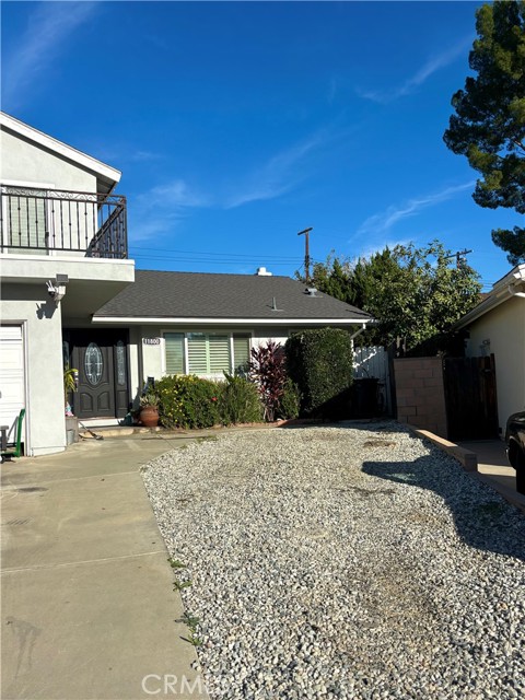 Front Image Thumbnail for CRDW25276976