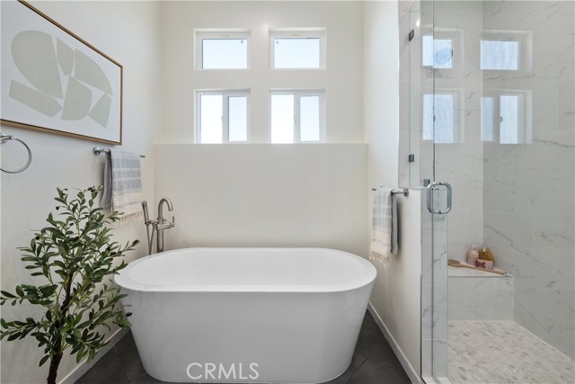 2403 Perkins, Redondo Beach, California 90278, 4 Bedrooms Bedrooms, ,4 BathroomsBathrooms,Residential,Sold,Perkins,SB22162642