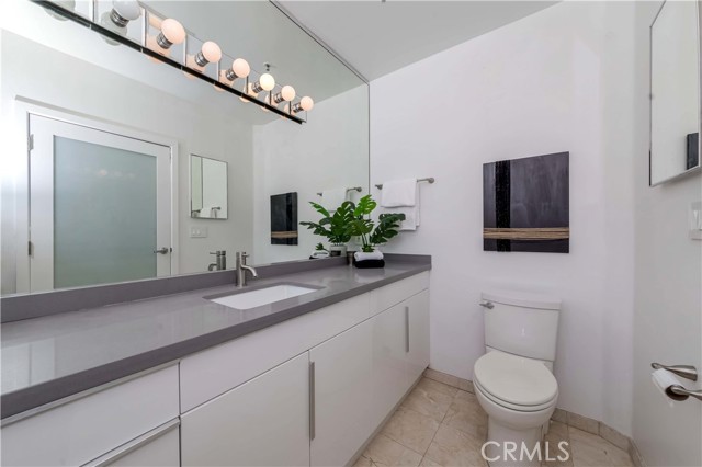 Detail Gallery Image 29 of 43 For 938 2nd St #301,  Santa Monica,  CA 90403 - 2 Beds | 2/1 Baths