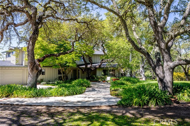 Detail Gallery Image 3 of 52 For 3310 S El Pomar, Templeton,  CA 93465 - 4 Beds | 3/1 Baths