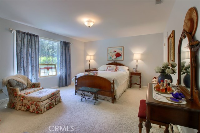 Detail Gallery Image 17 of 38 For 39406 John West Rd, Oakhurst,  CA 93644 - 4 Beds | 3 Baths